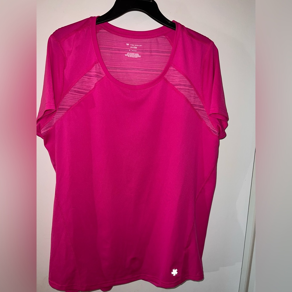 Tek Gear Dry Tek XL hot pink Sports short sleeved Shirt